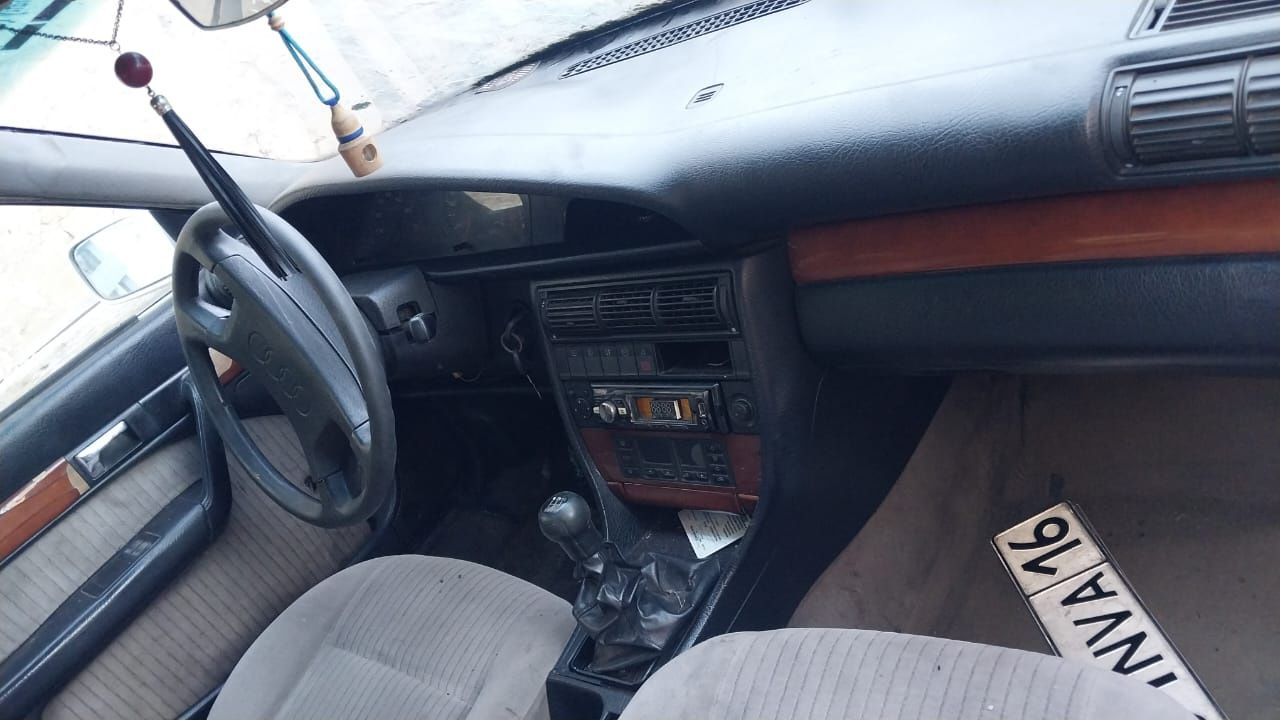 Ауди 100 с4 на разбор