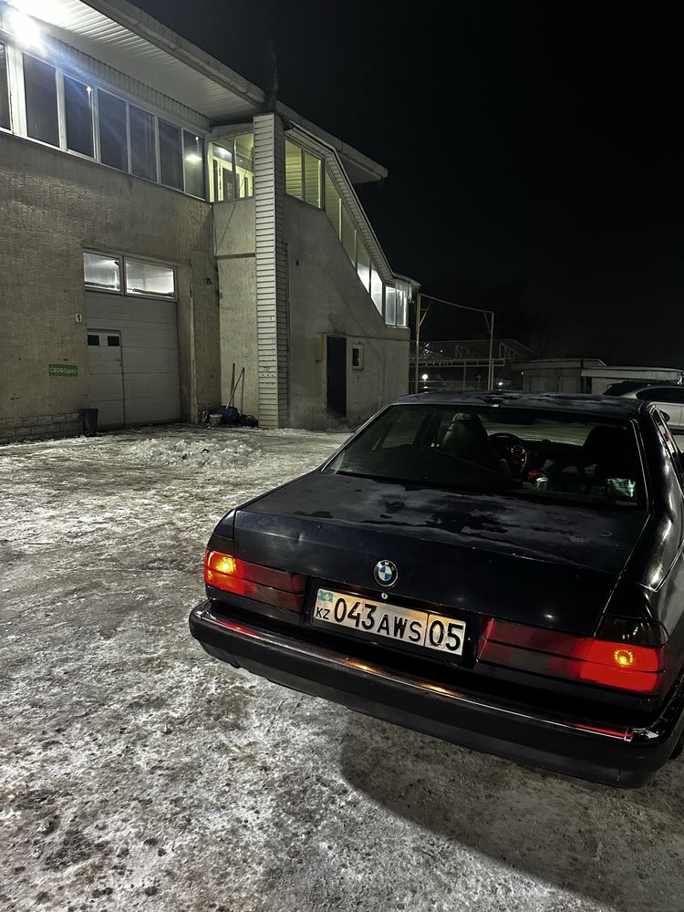 Бмв е32 1992 год механика