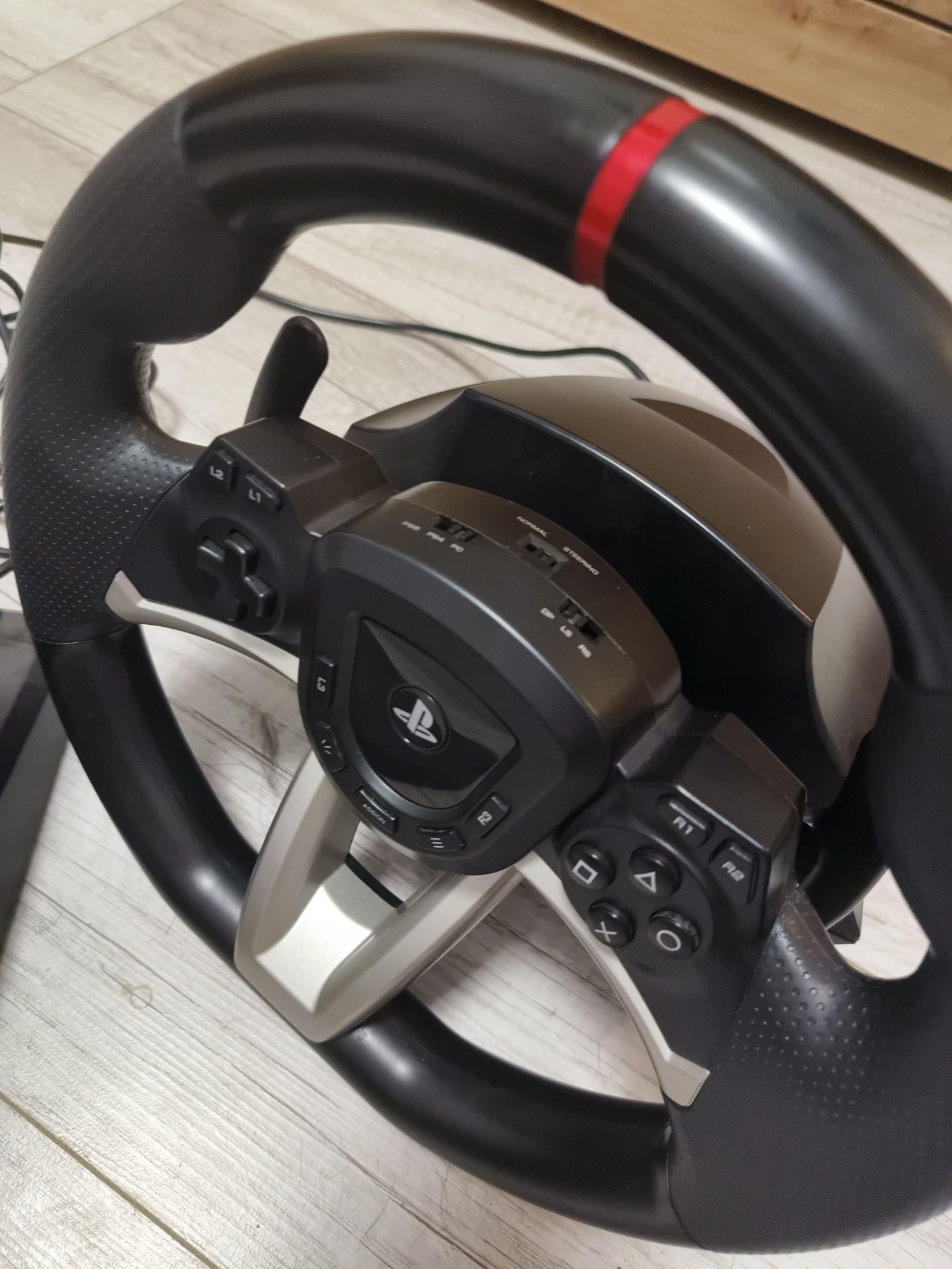 Игровой руль HORI Racing wheel apex