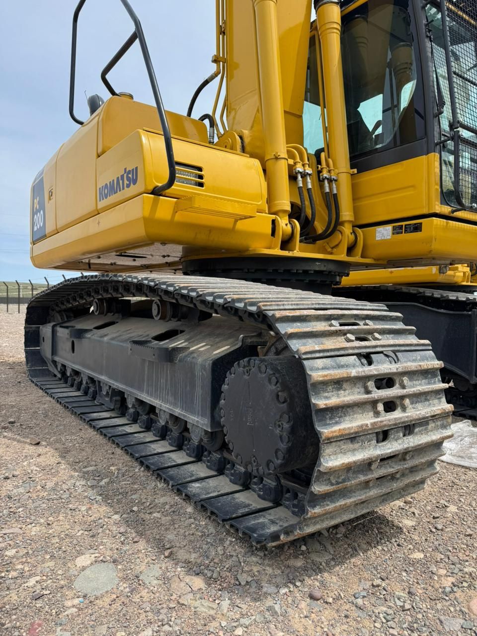 Гусеничный экскаватор Komatsu PC200-8M0.  2024г