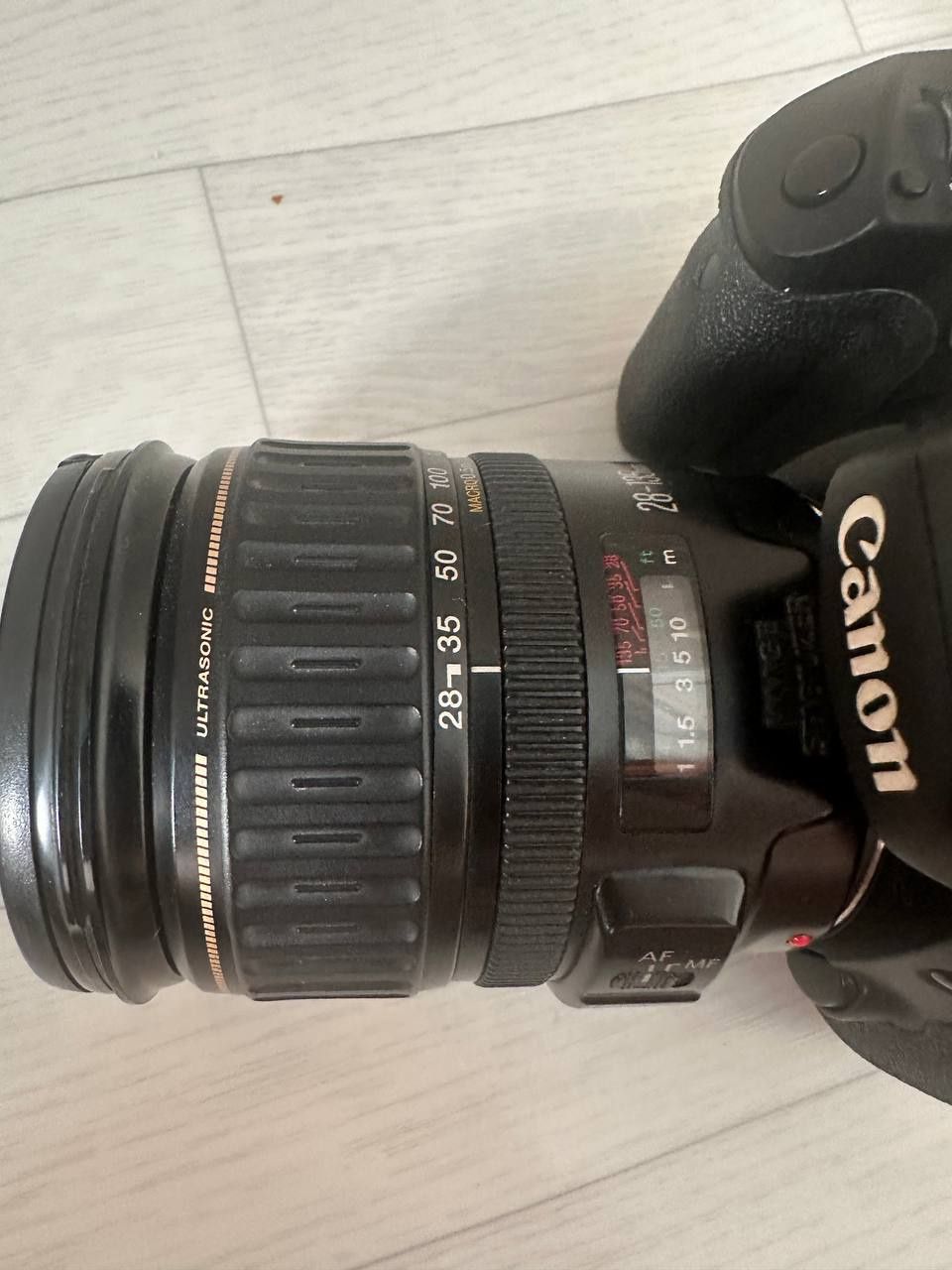 Продаётся canon 7d с объективом