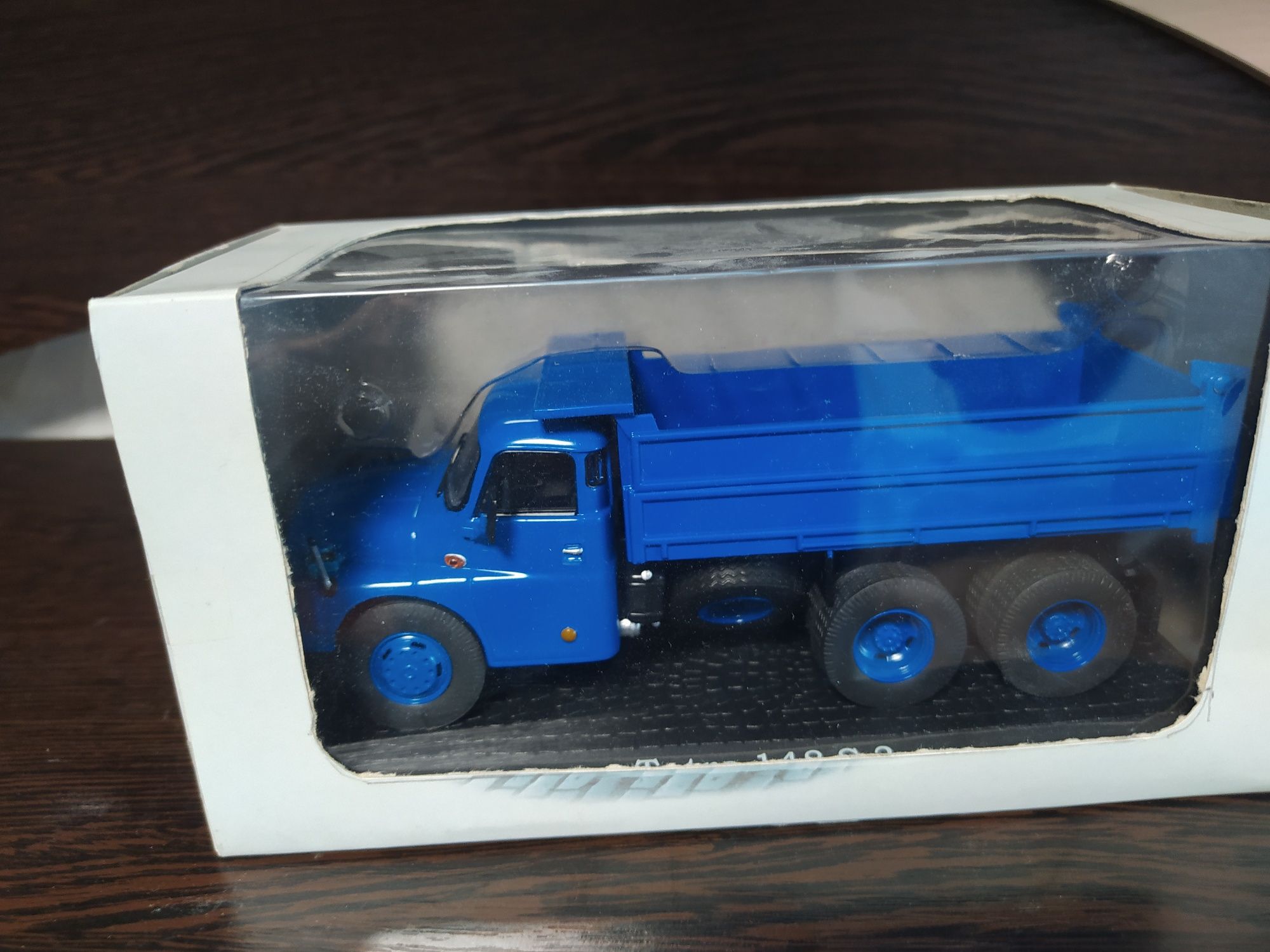 Масштабные модели 1:43