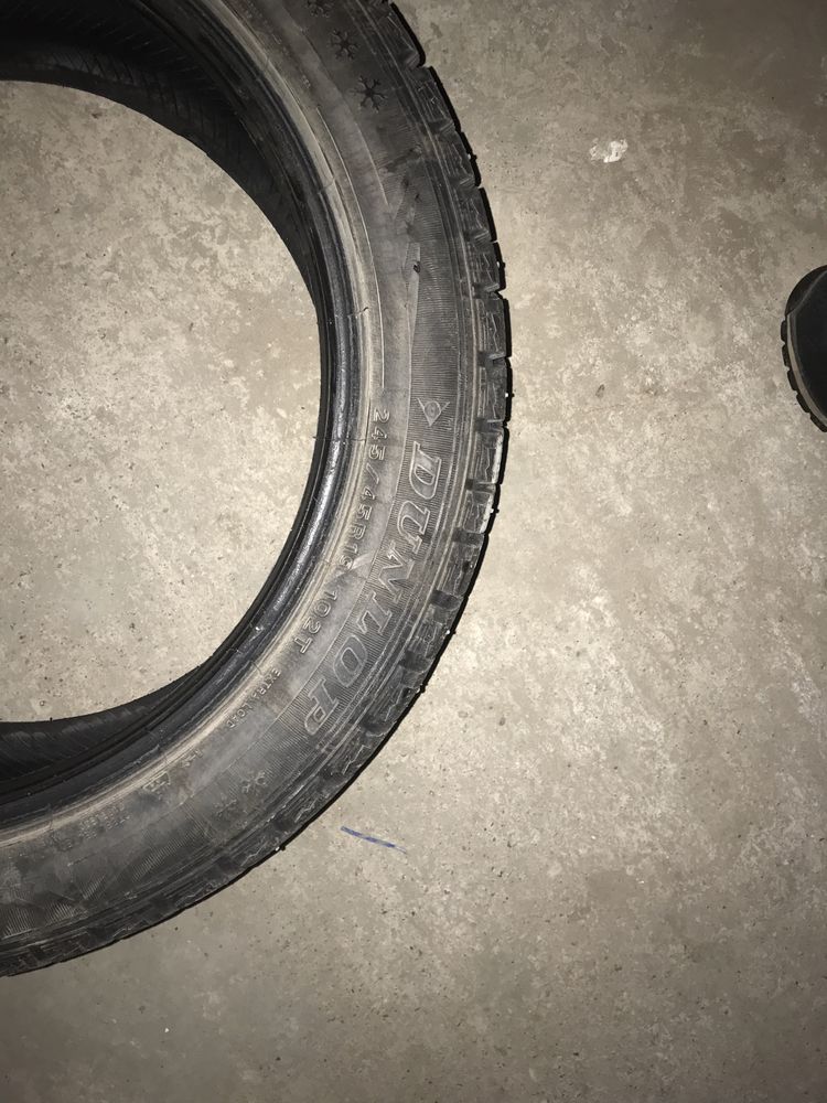 245/45/19R продам резину Dunlop winter  ice2 (1шт)