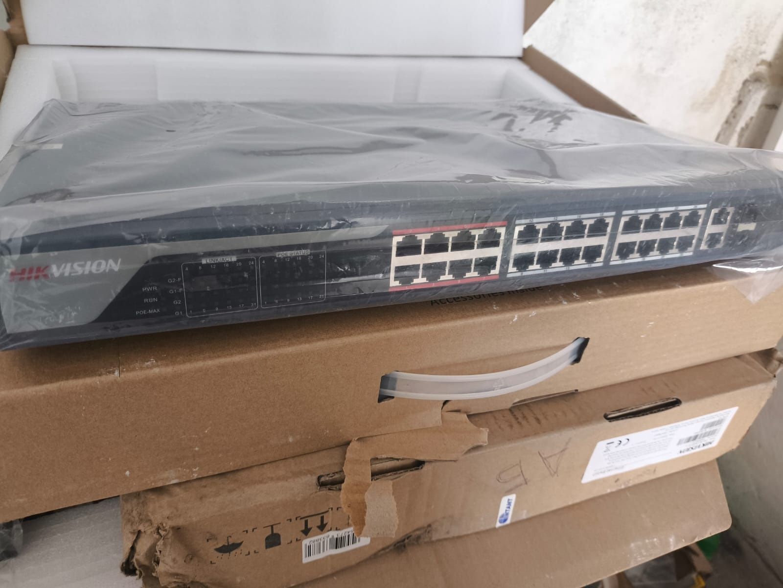 POE Switch Hikvision 24 port