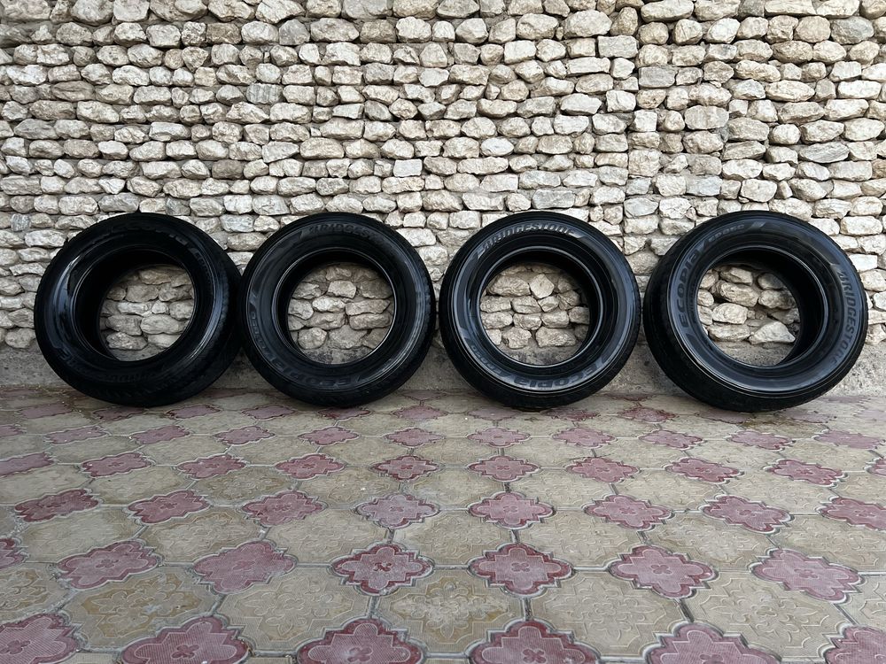 Покрышка летний размер 285/60R18 /