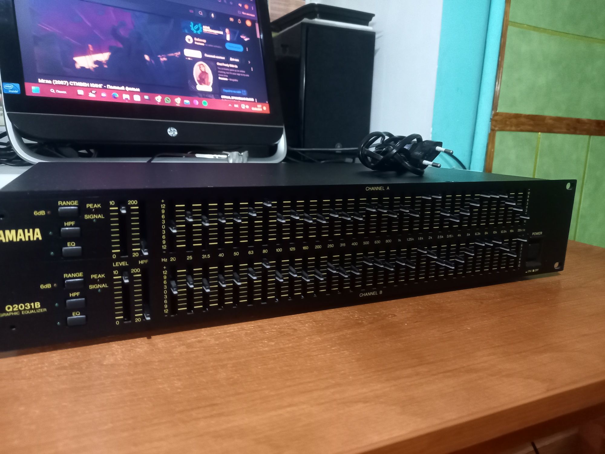 Эквалайзер Yamaha q2031b