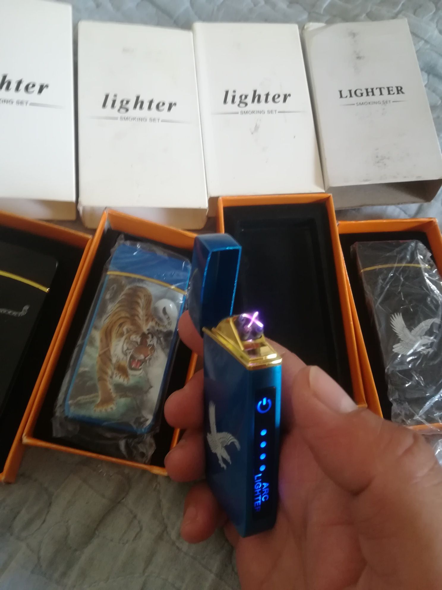 Продам электронные зажигалки