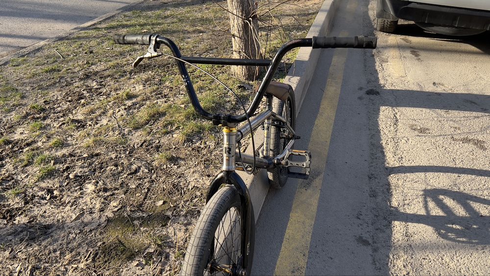 Трюковой велосипед bmx с документами! Срочно