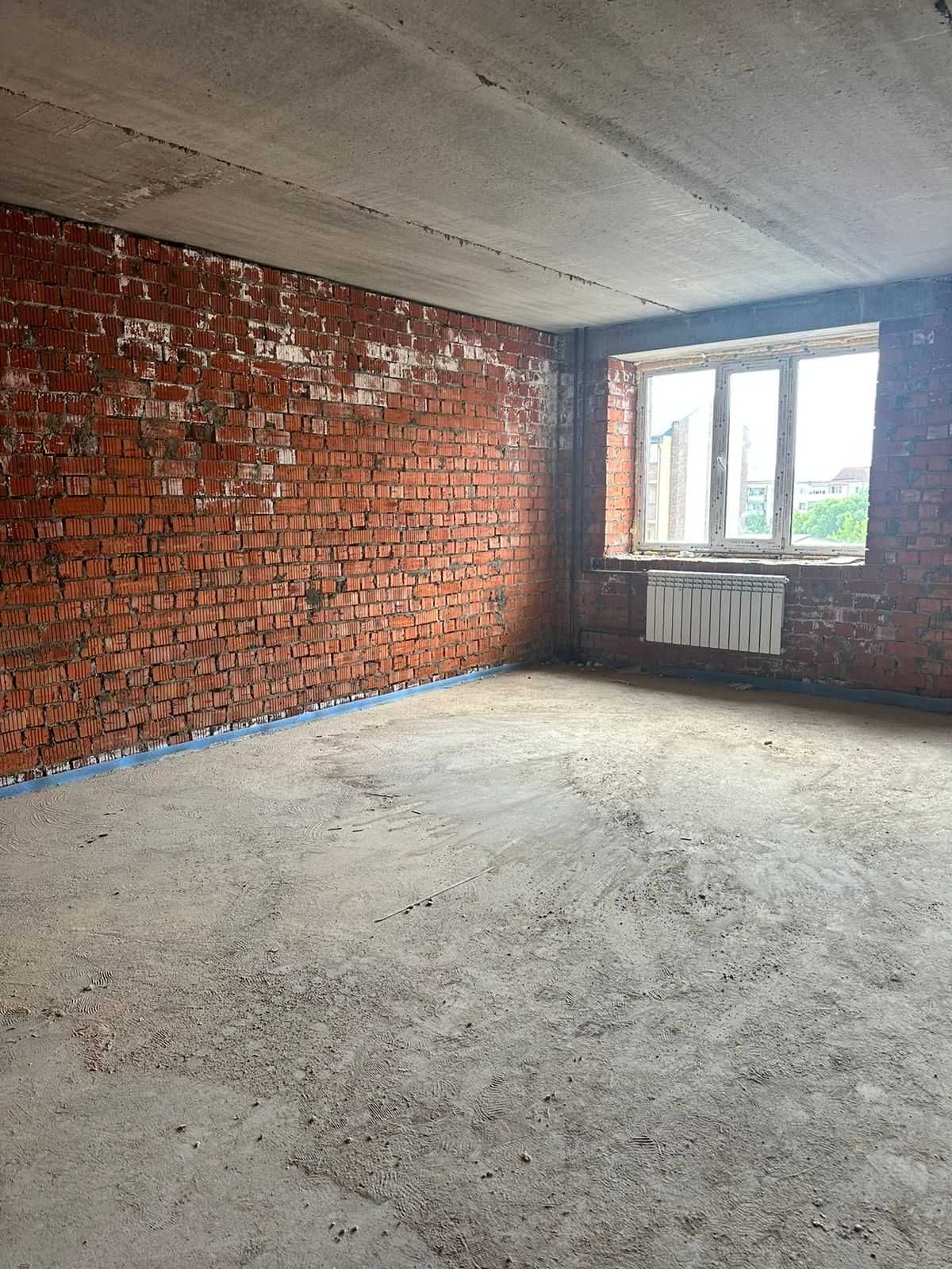 Продам 2 комнатную квартиру в ЖК "Новатор 2"