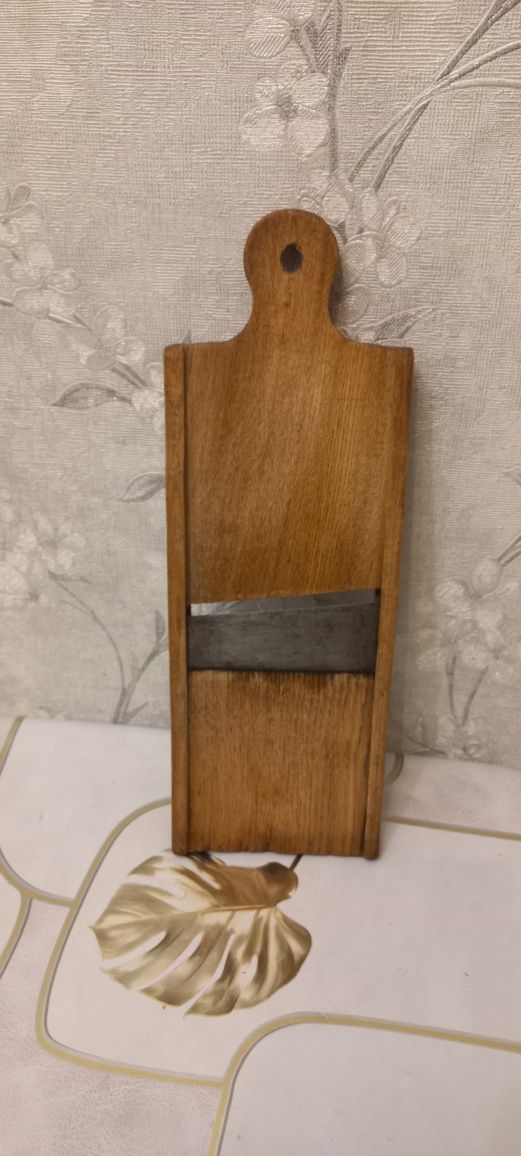 Продам б/у шинковку для овощей