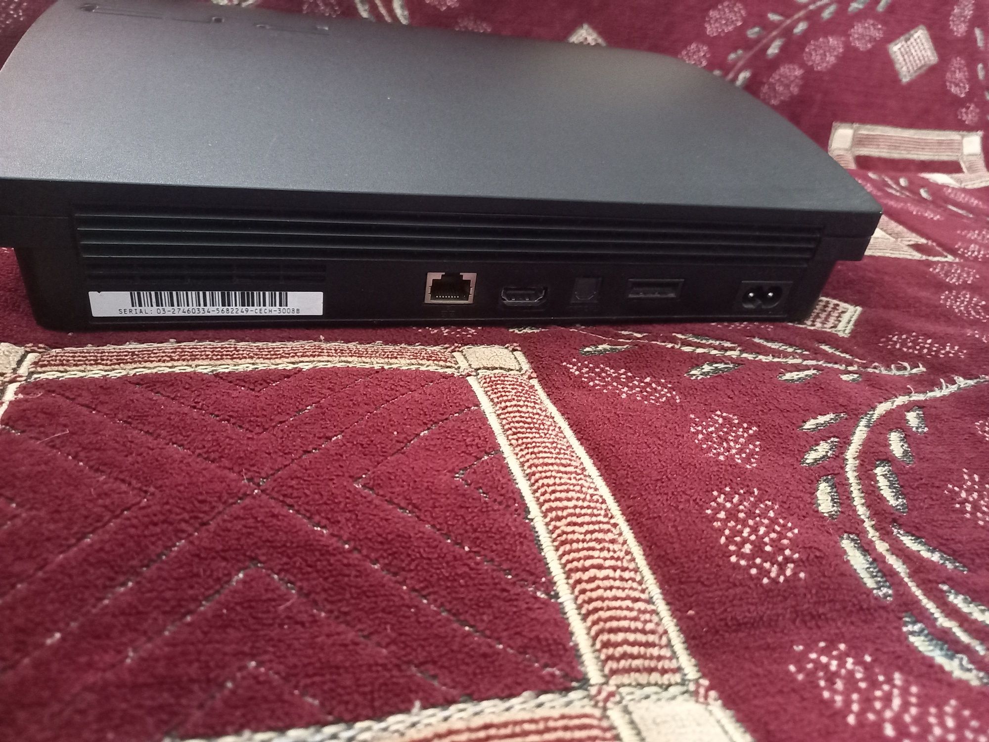 Продам Playstation 3 Slim