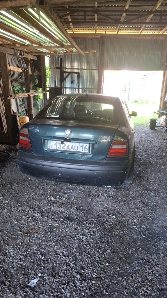 Продаётся автомобиль Шкода Октавиа Тур 1999