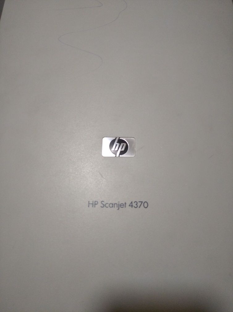 Сканер - hp SCANJET 4370 в идеальном состоянии . ОБМЕН на варианты.