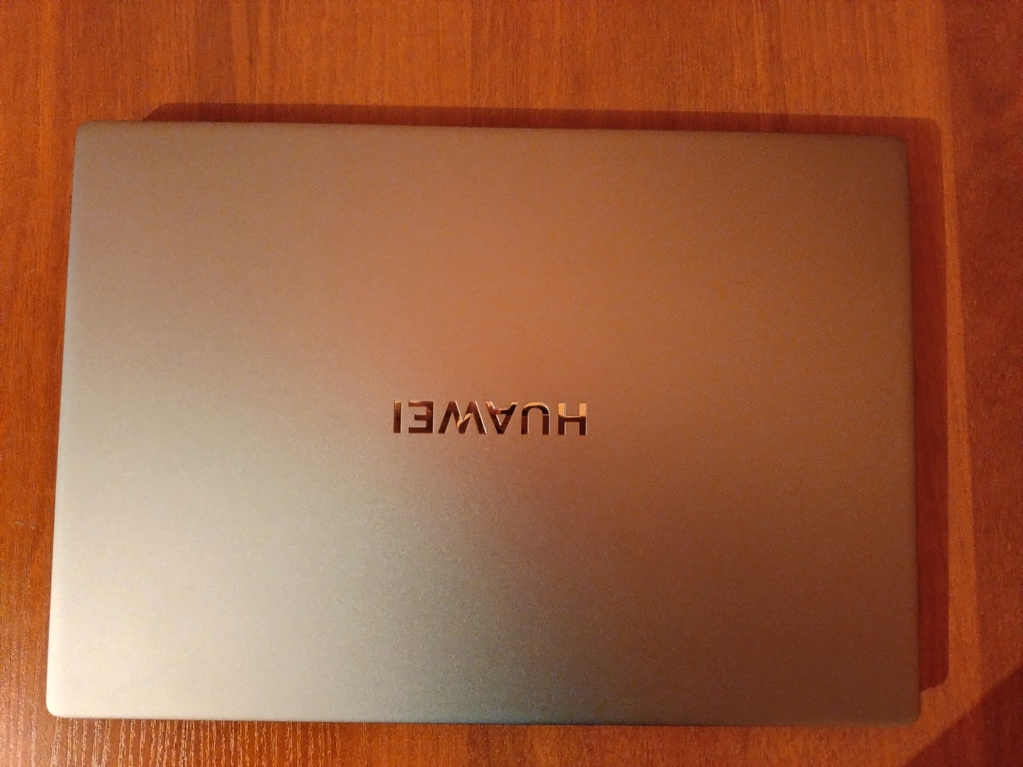 Продам ноутбук Huawei D16