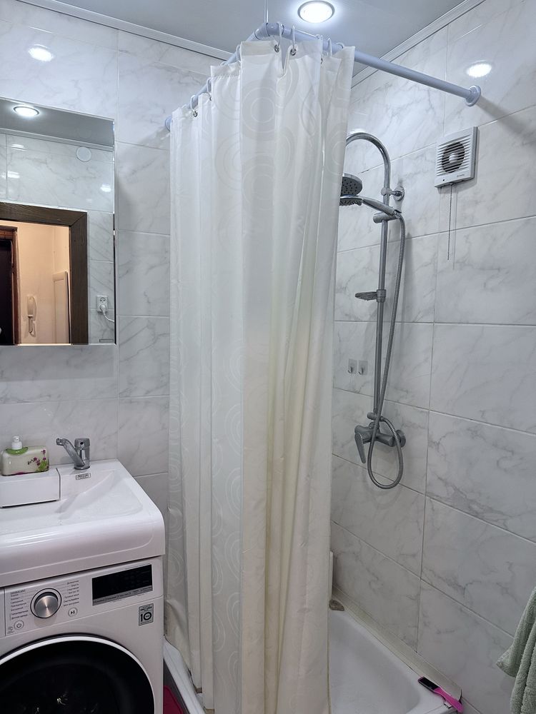 Продам 2 х комн квартиру