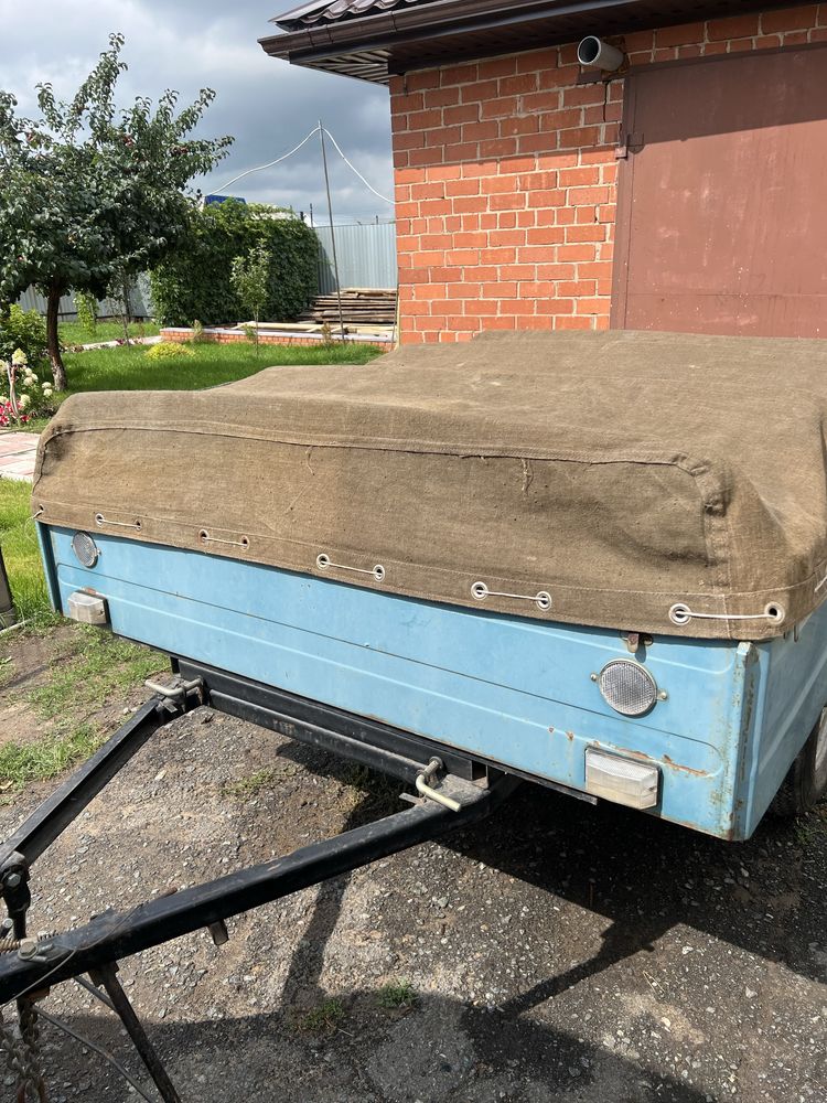Продам прицеп легковой с документами.