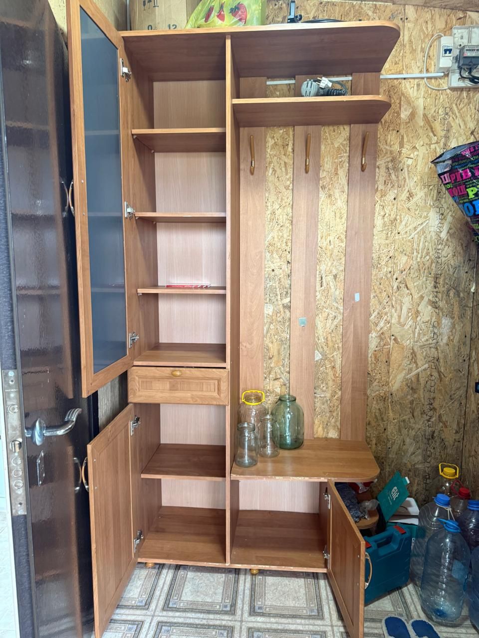 Продам шкаф прихожую