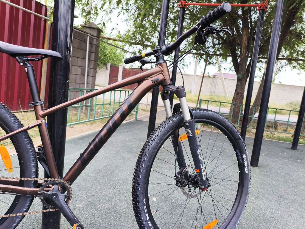 Продам велосипед giant talon 29 1 — Hardtail XC, 2022