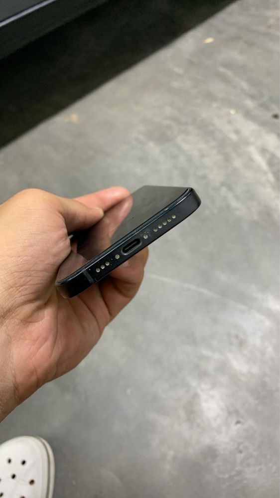 Iphone 15 на гарантии