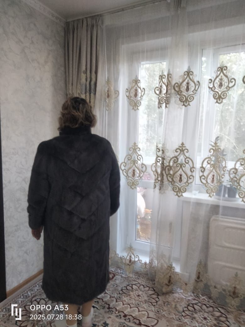 Продам шубу норковую