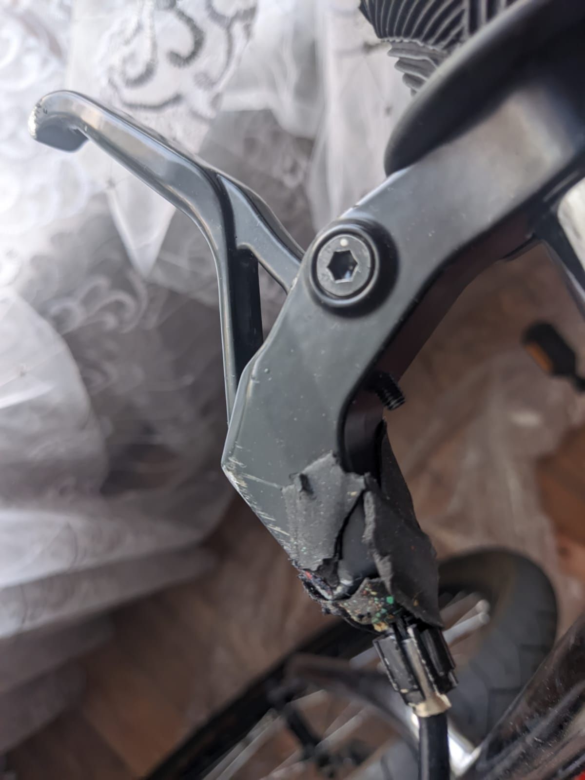 Bmx cruiser Petava pt123
Дюйм колес:26х3.0
В идеале
Цена:100000