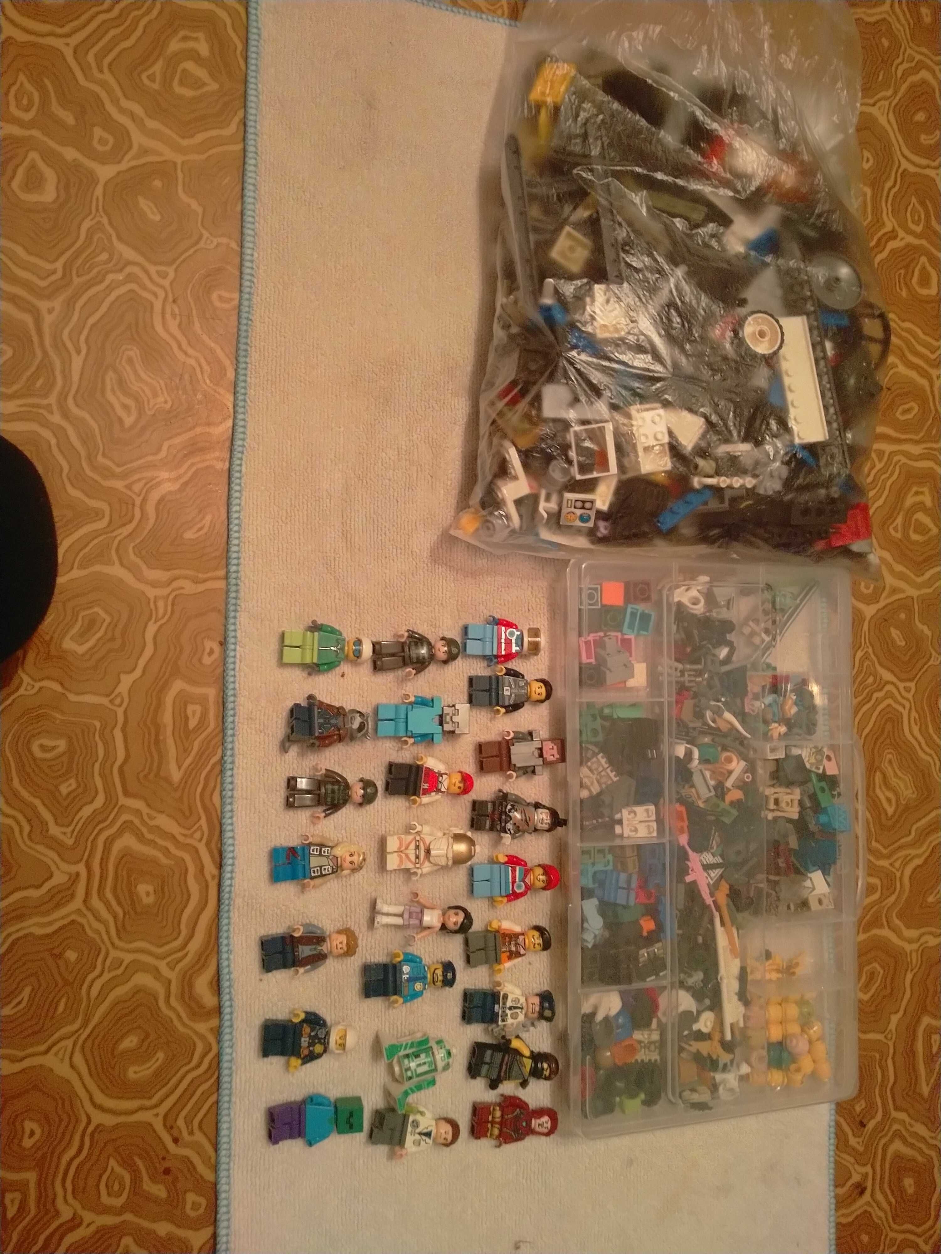 Продам Лего мини фигурки