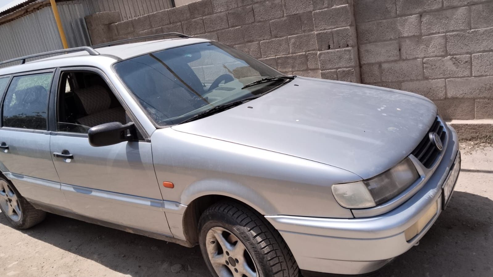 Срочно продаю Volkswagen Passat B4 Variant (универсал)