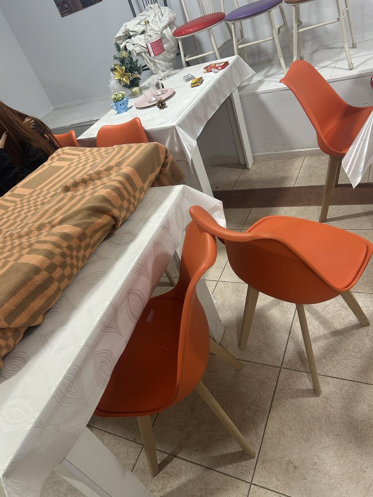 продам стулья столы