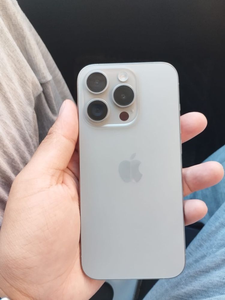 Iphone 15 pro,с гарантией