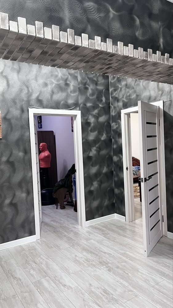 Продам 4 комнатную квартиру в новом доме