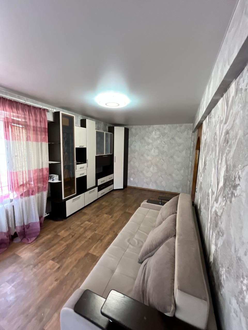 Продается 2х комнатная квартира с раздельной планировкой на 2 этаже