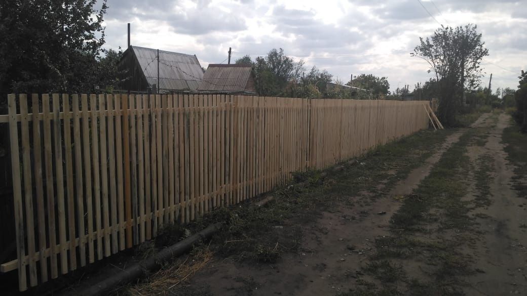 Заборы ,штакетник установка