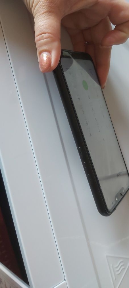 Продам телефон Huawei