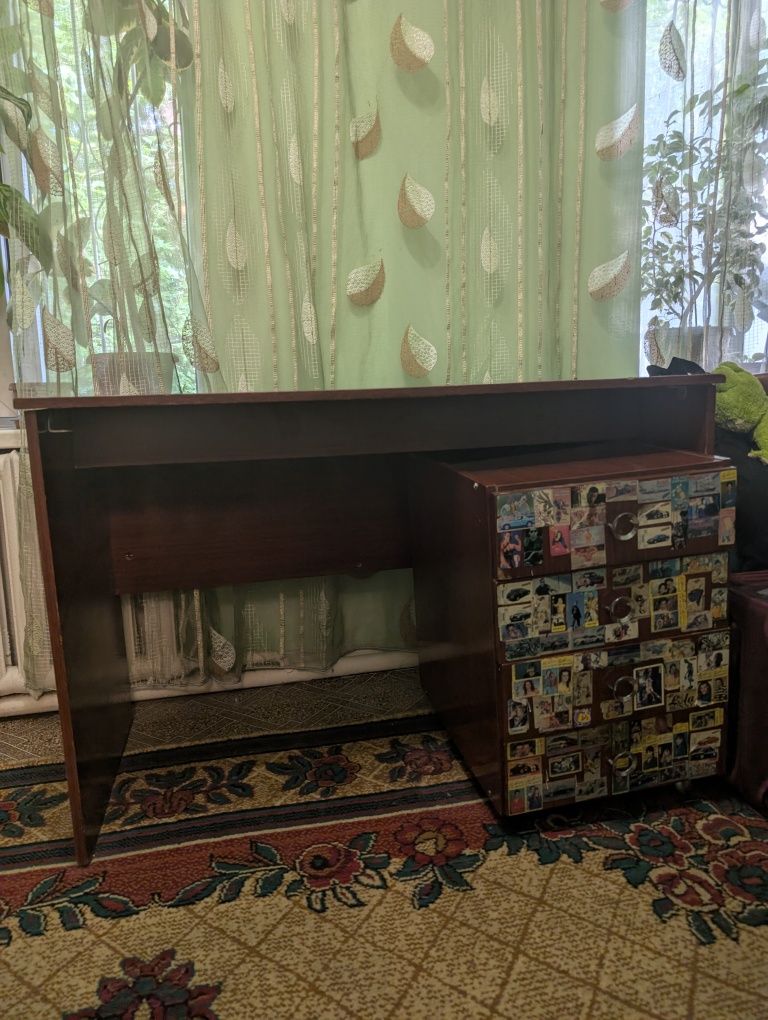 Стол рабочий продам