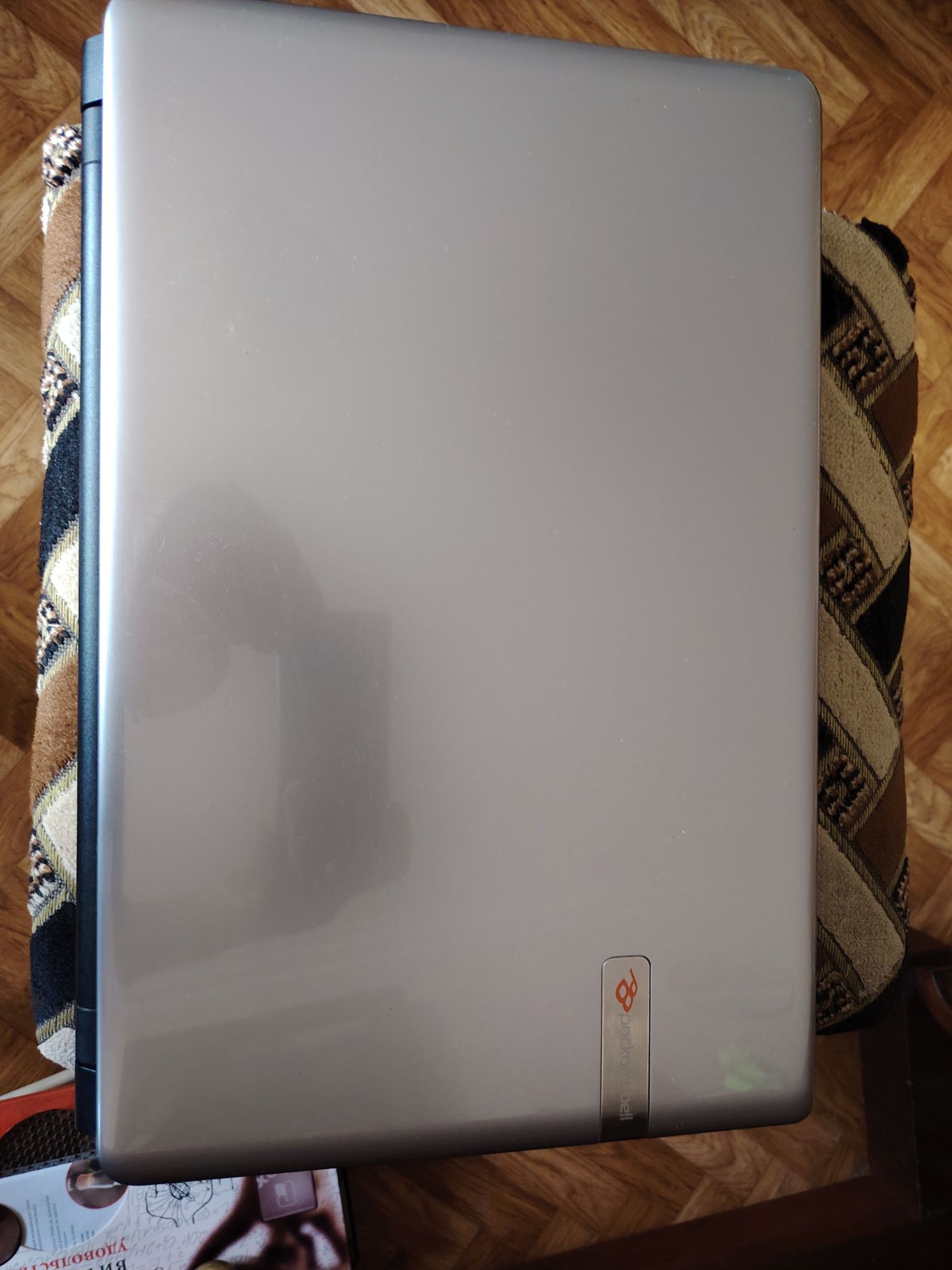 Продам ноутбук Packard bell