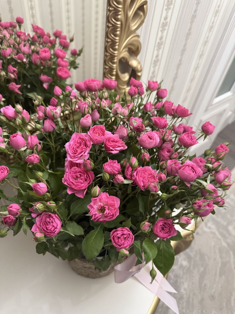 Цветы с корзиной
