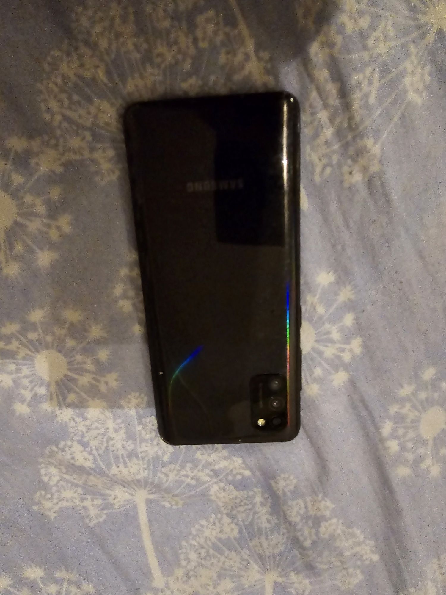 Samsung A41 сатылады жагдаиы жаксы