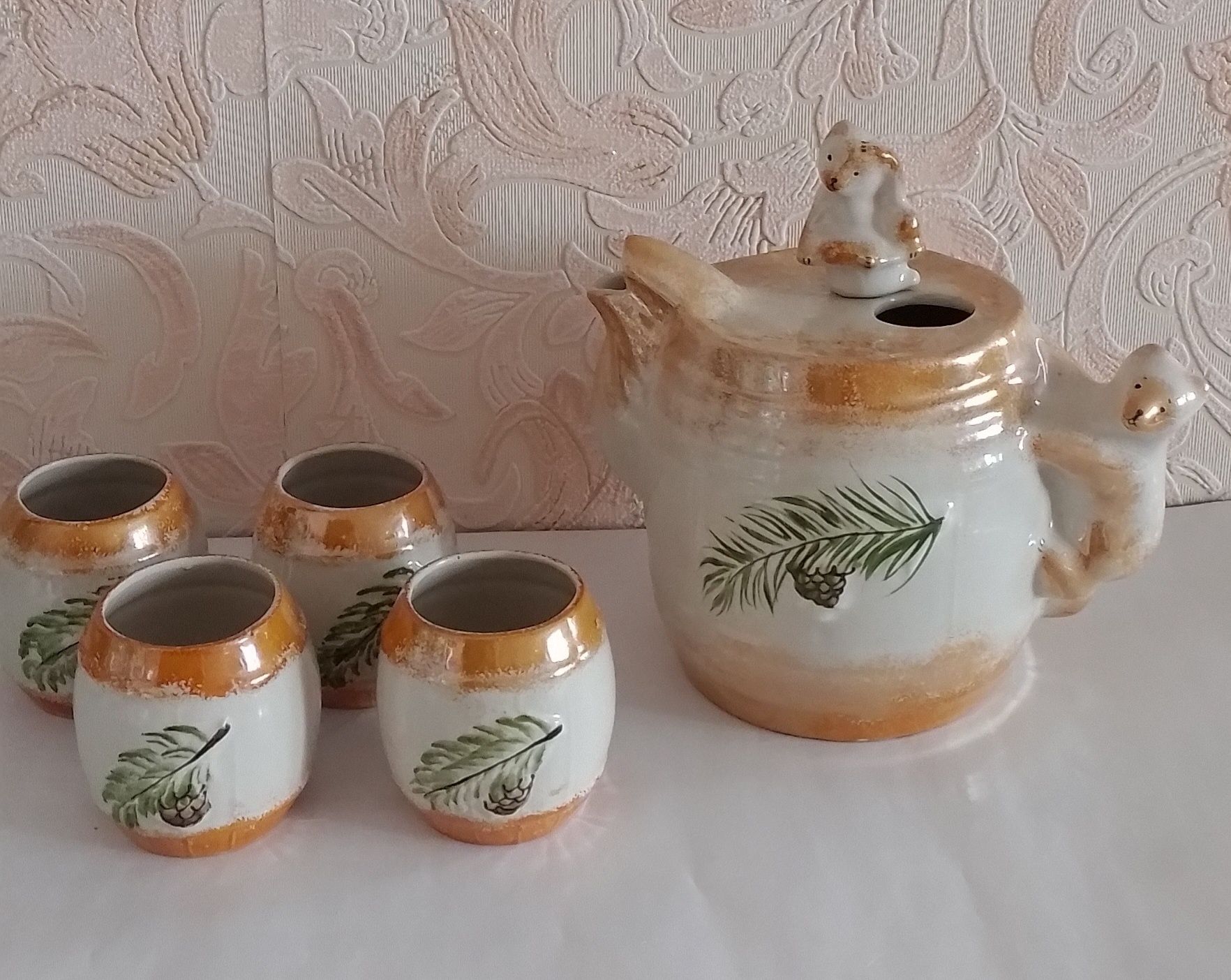 Продам набор графин и бокалы