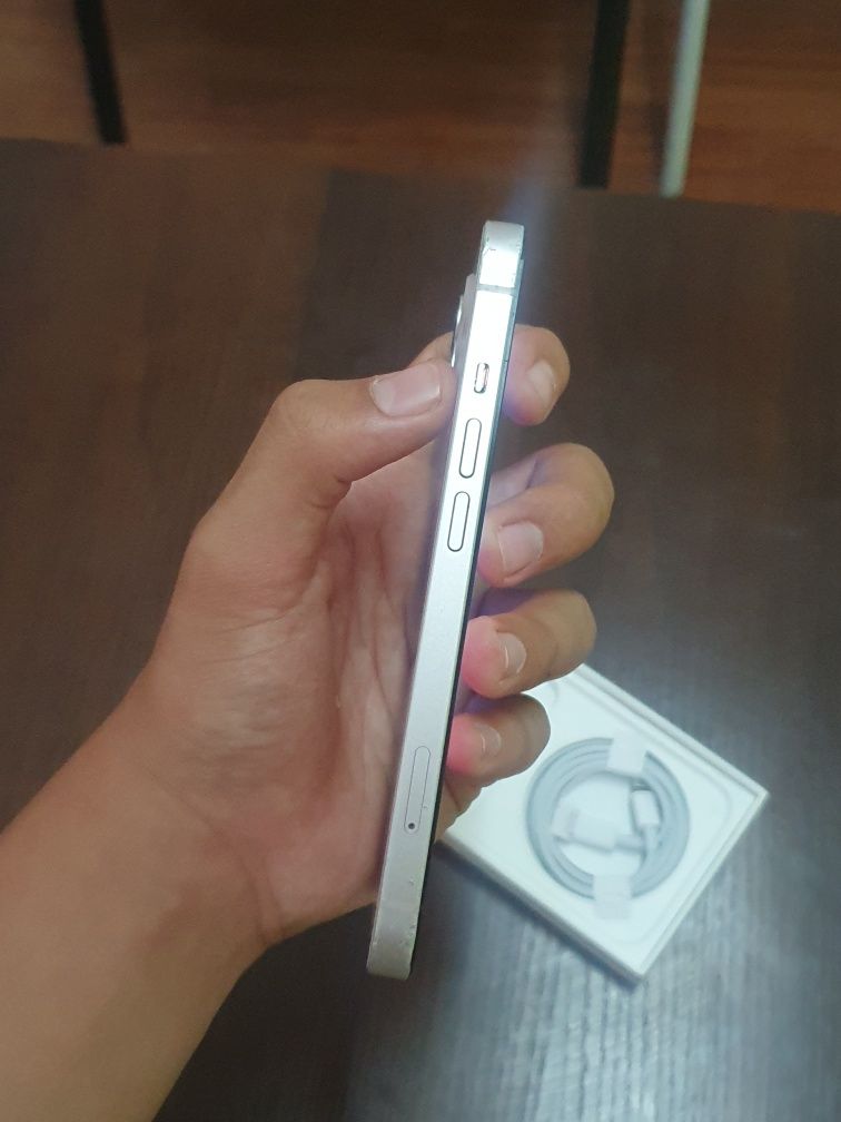 Айфон 13 iPhone 13