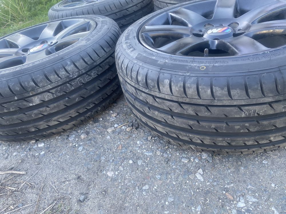 Продам диски с резиной на бмв 5x120