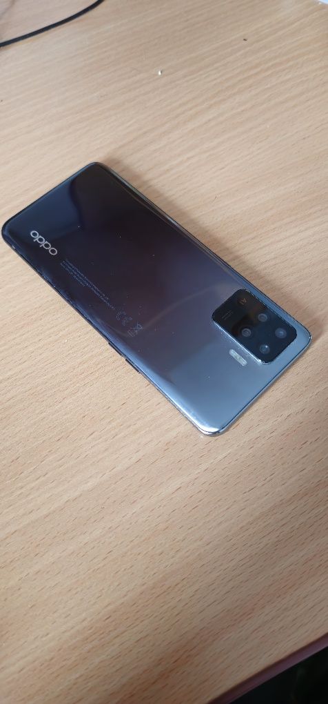Продам телефон oppo