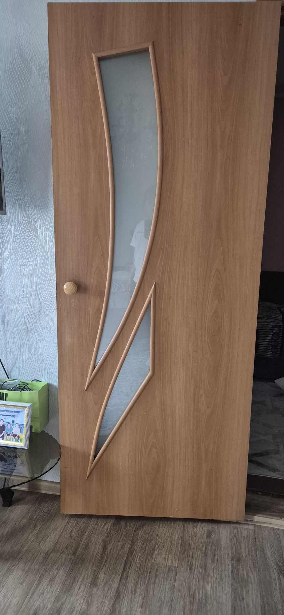 Продам двери межкомнатные