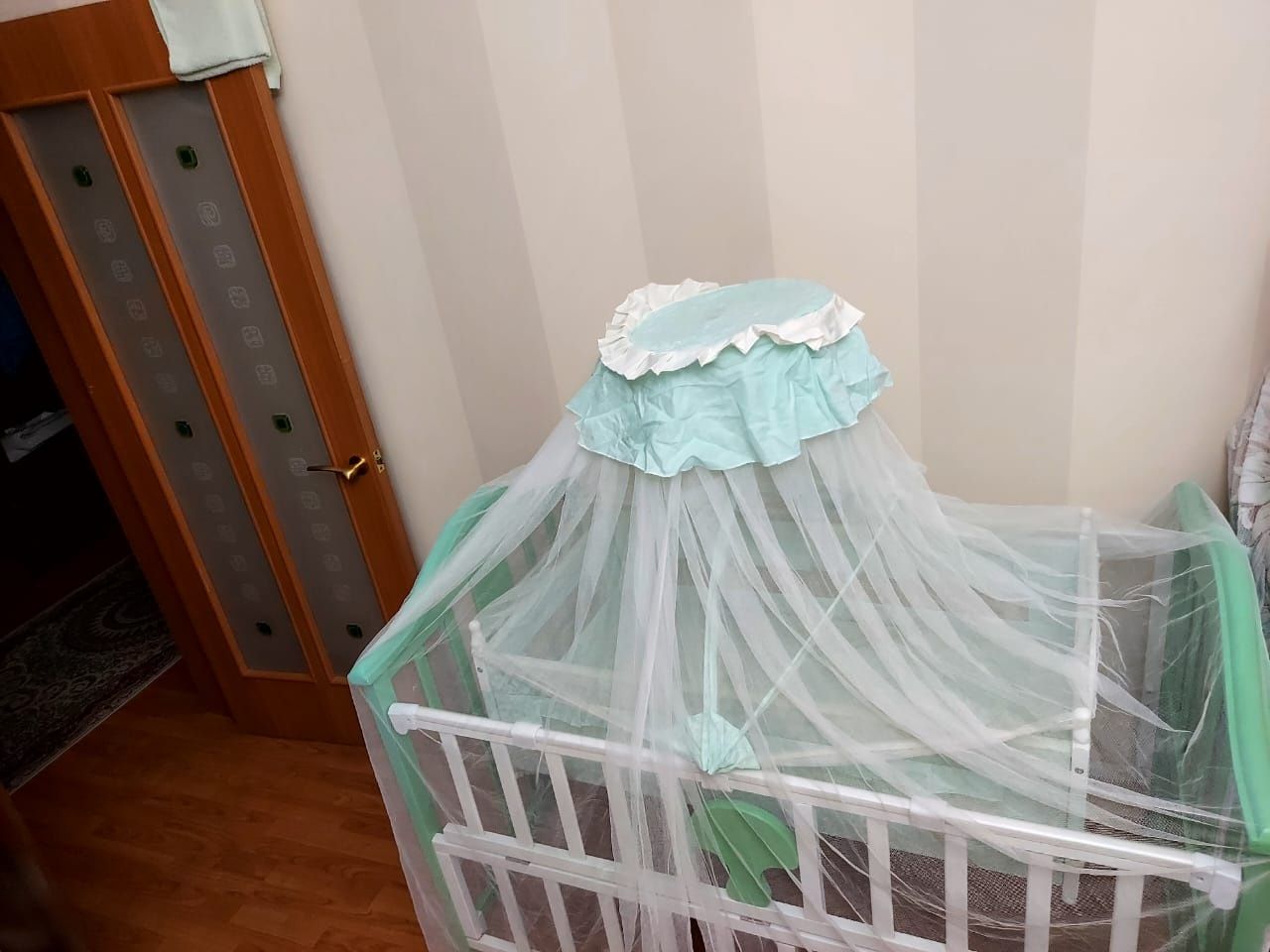 Детская кровать манеж