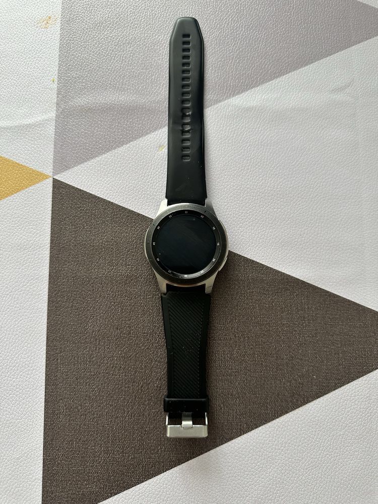 Samsung Galaxy watch SM-R800