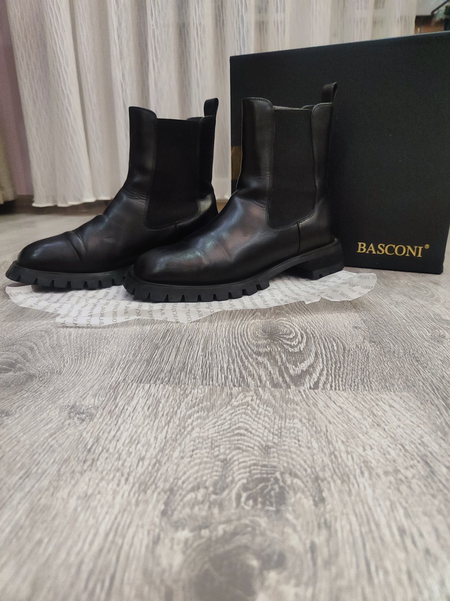 Трендовые полусапоги BASCONI (100% кожа)