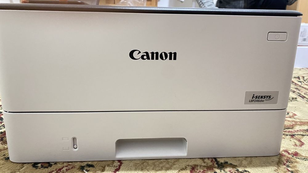Принтер Canon I-sensys черно-белый