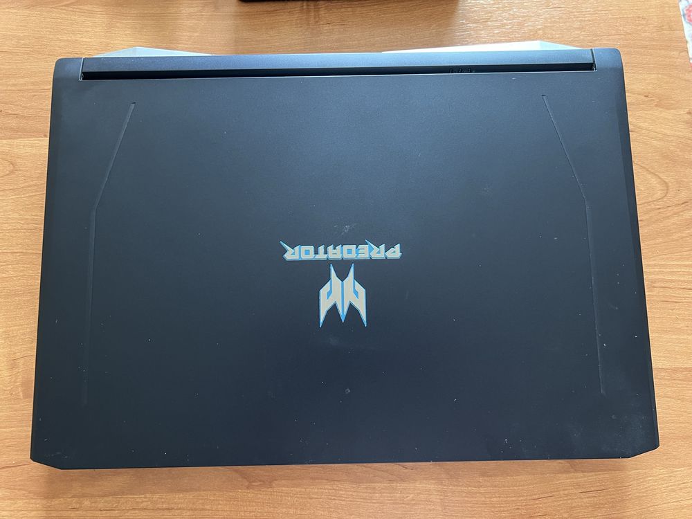 Продаю Acer Predator Helios 500