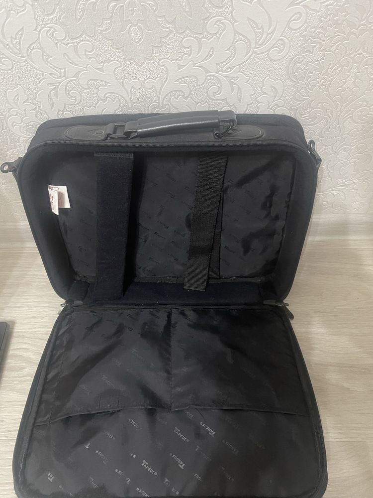 Продам сумку для ноутбука Targus