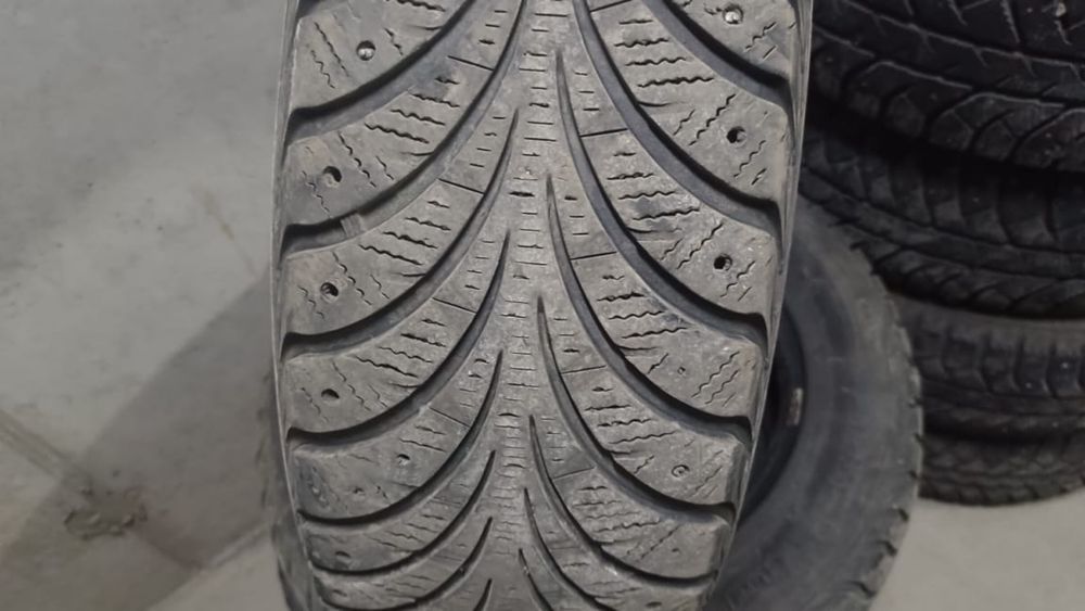Резина зимняя 195/65/r15