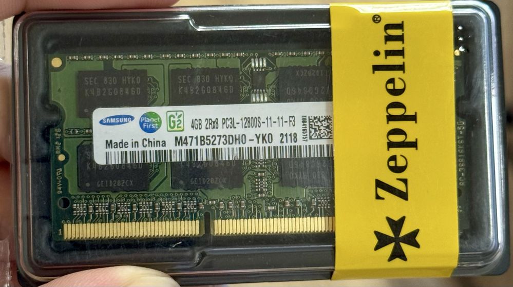 Новые ОЗУ Samsung DDR3L 4GB (12800мб) 1600Мгц